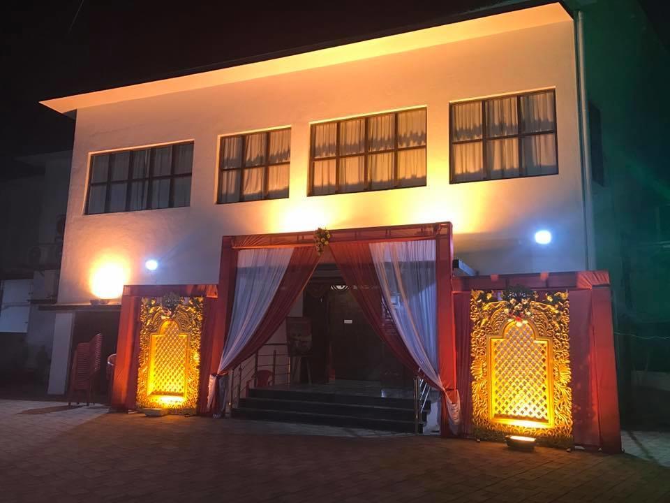 皇家旅馆酒店 瓦皮 外观 照片