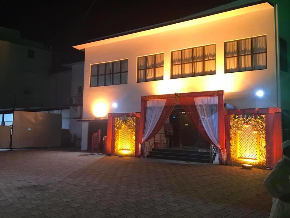 皇家旅馆酒店 瓦皮 外观 照片