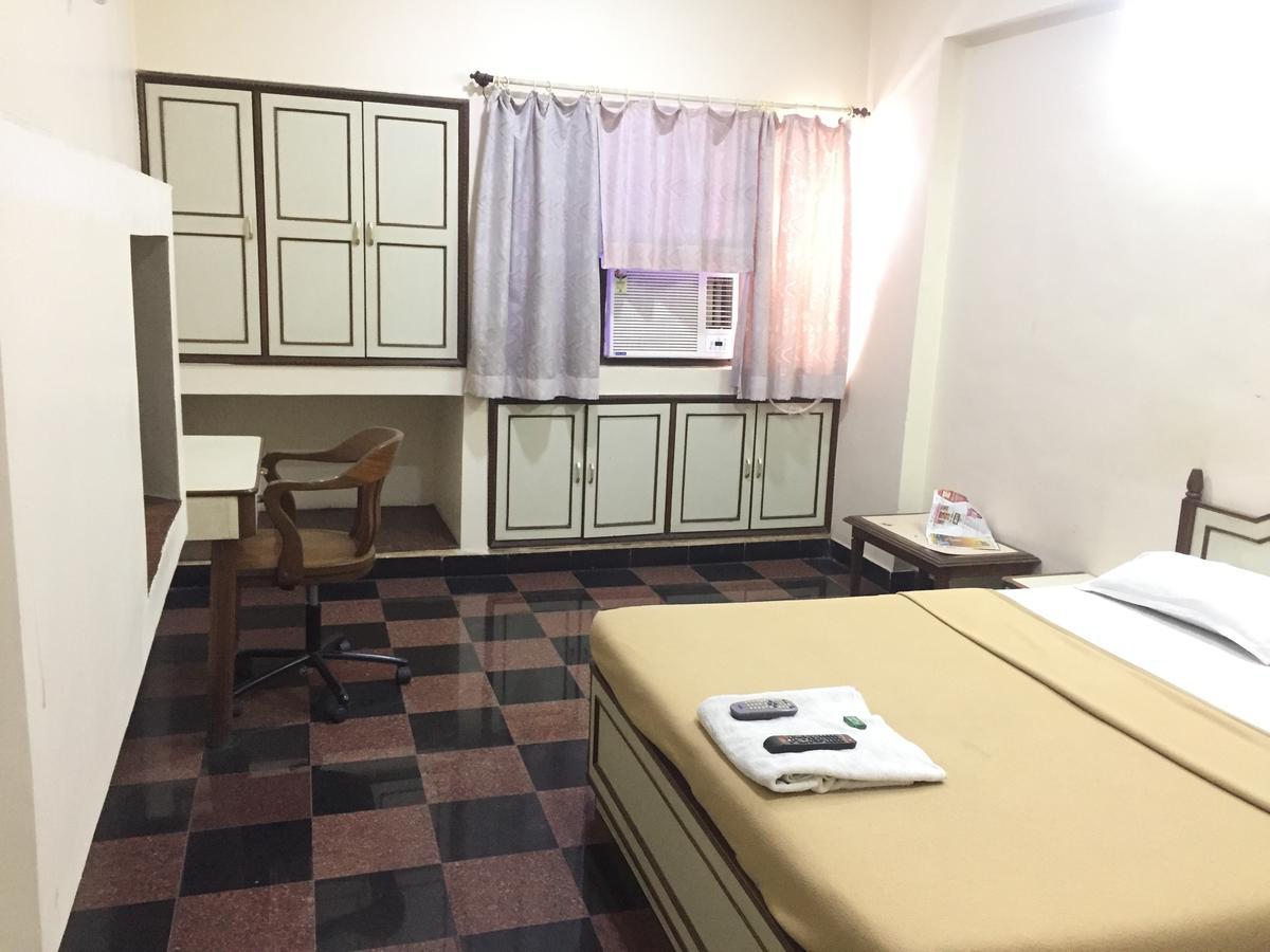 皇家旅馆酒店 瓦皮 外观 照片